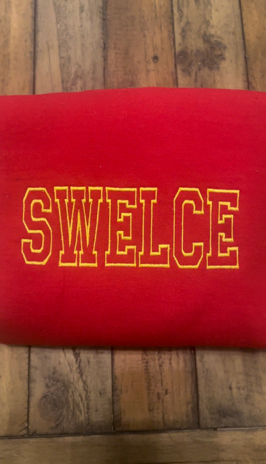 SWELCE Embroidered Crewneck