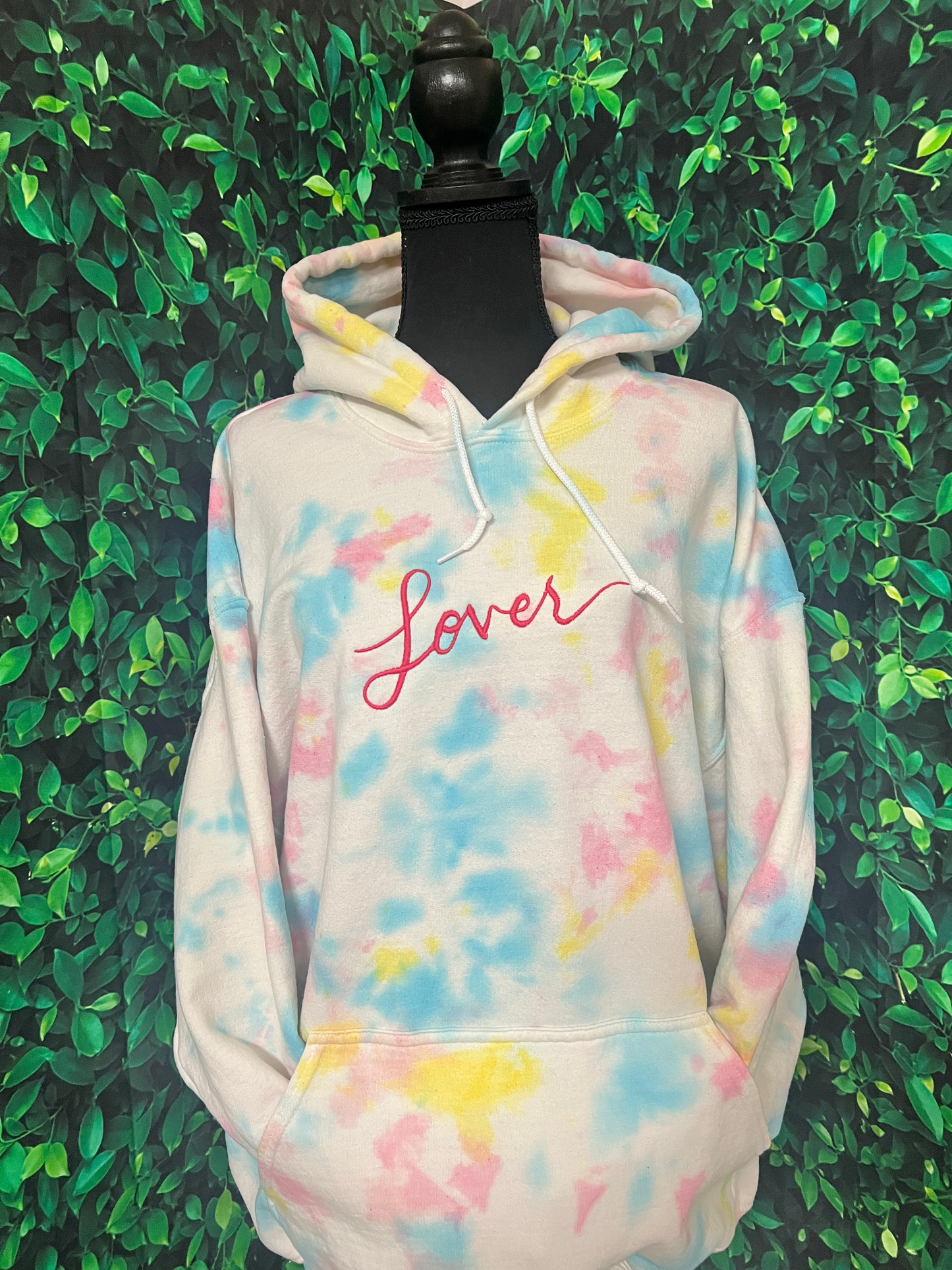 Tie Dye Lover Embroidered T-Shirt / Sweatshirt / Hoodie