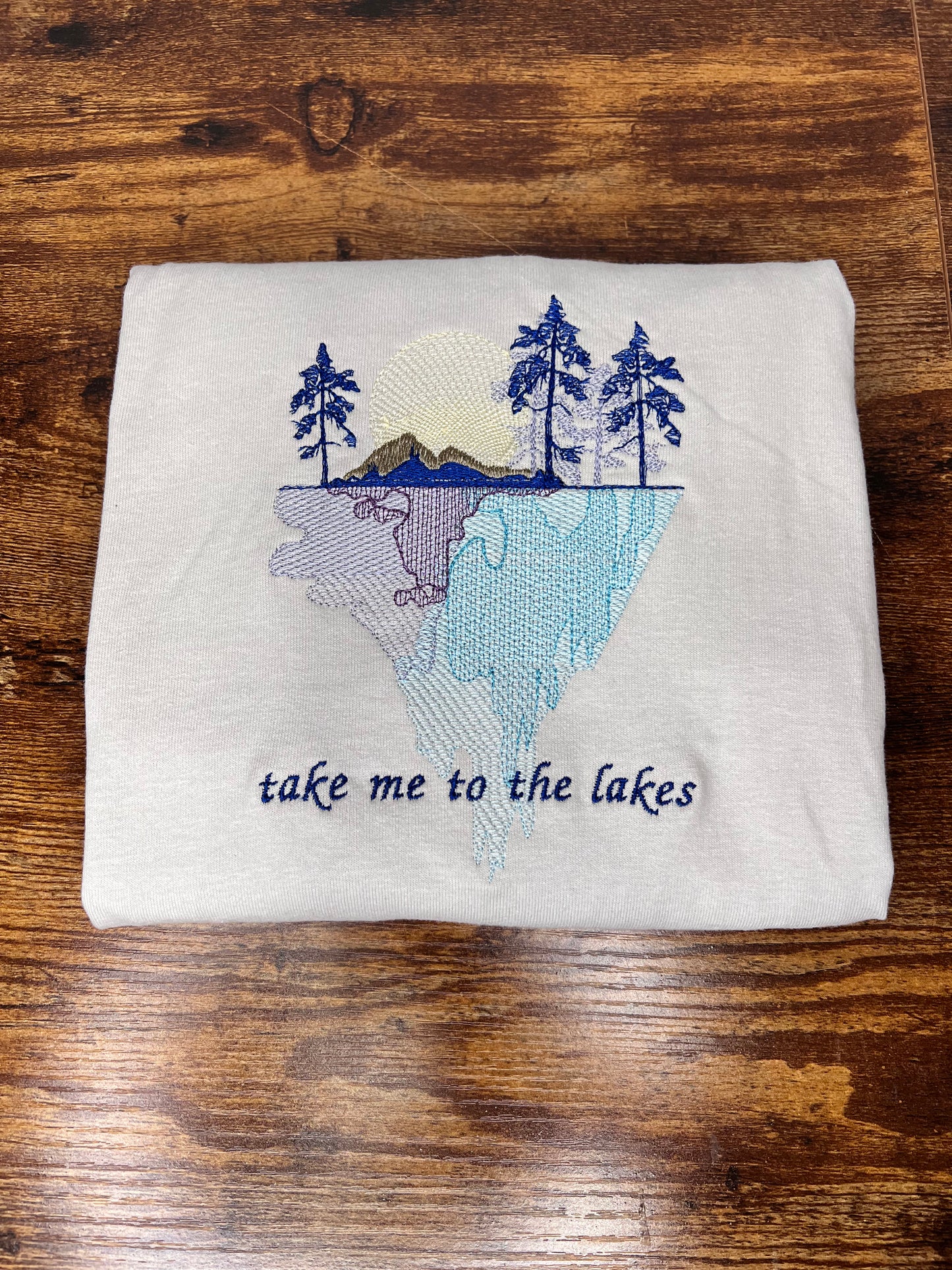 The Lakes Embroidered T-Shirt / Sweatshirt